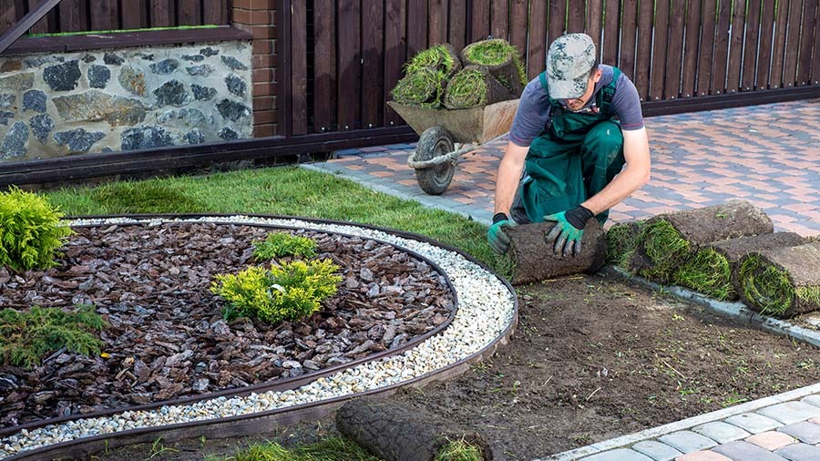 How to Price Your Services in the Landscaping Business